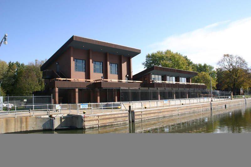 Illinois Waterway Visitor Center