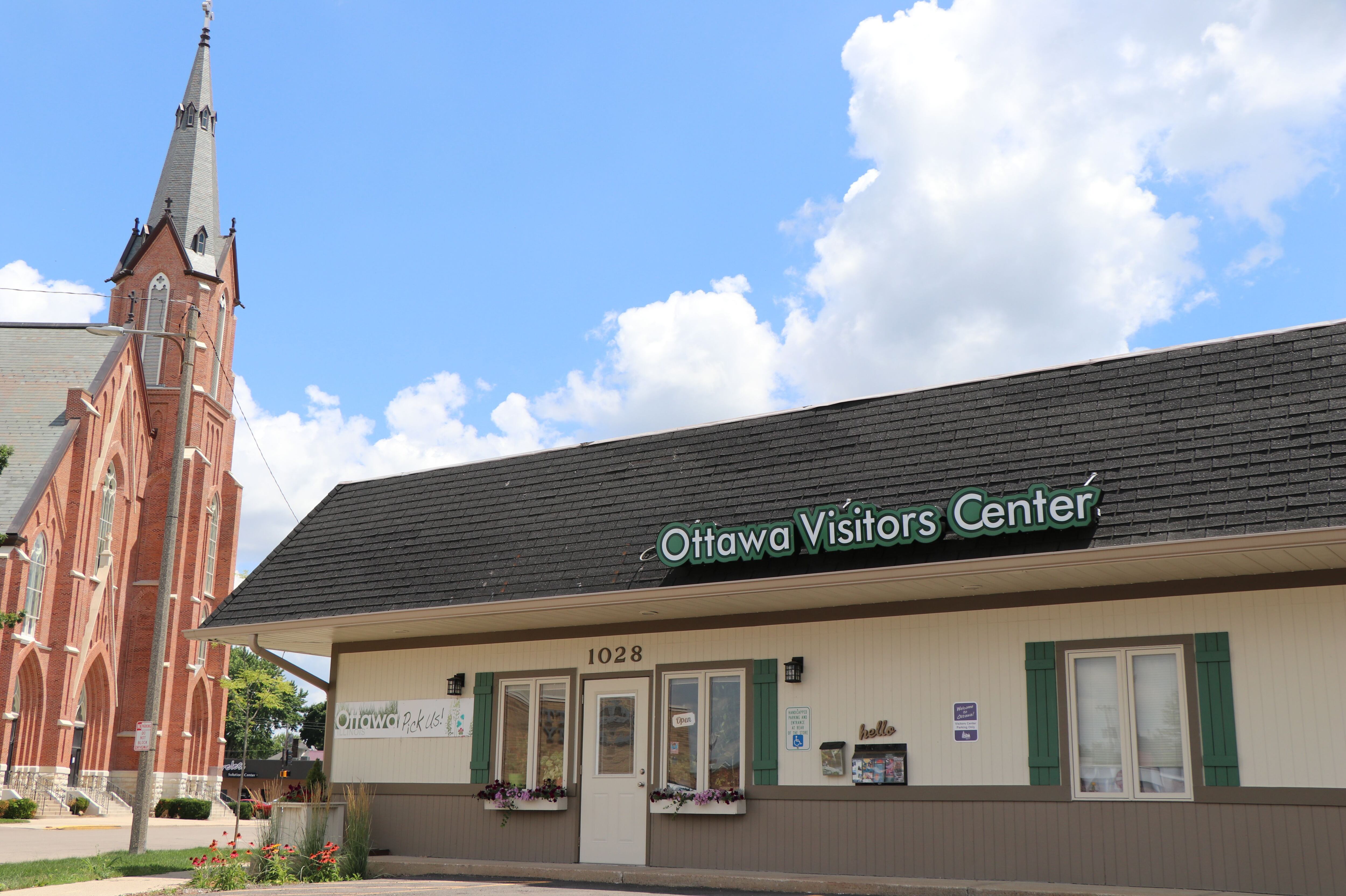 Ottawa Visitors Center - Provided by Heritage Corridor Destination